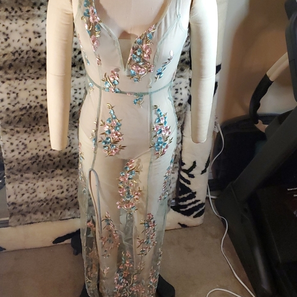 Fashion Nova dress - Picture 2 of 10